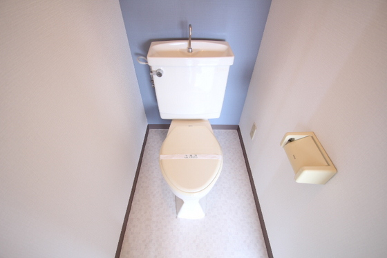 トイレ　※別部屋の写真です