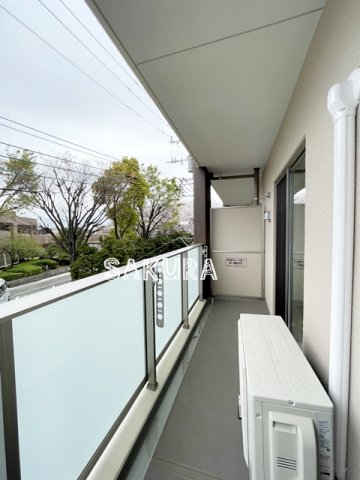 バルコニー　便利で嬉しいバルコニー付きです♪