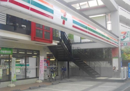 コンビニ　セブン-イレブン 川崎宮崎２丁目店（コンビニ）まで668m