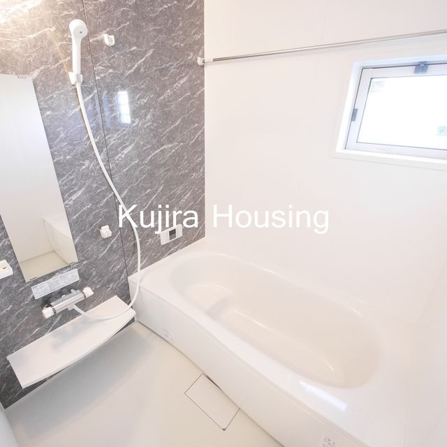 バス・シャワールーム　嬉しい追い焚き付きのお風呂♪