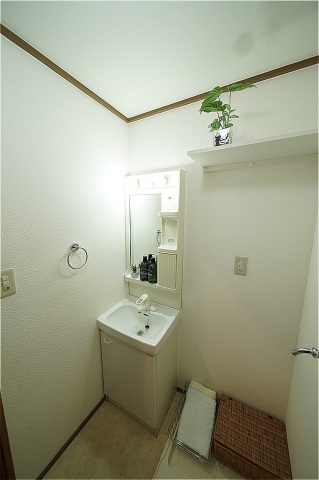 洗面設備　インテイリアは含みません。