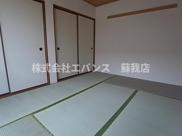 その他部屋・スペース　広くて明るい寝室