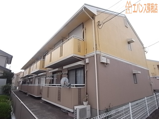 建物外観　外観は落ち着いています