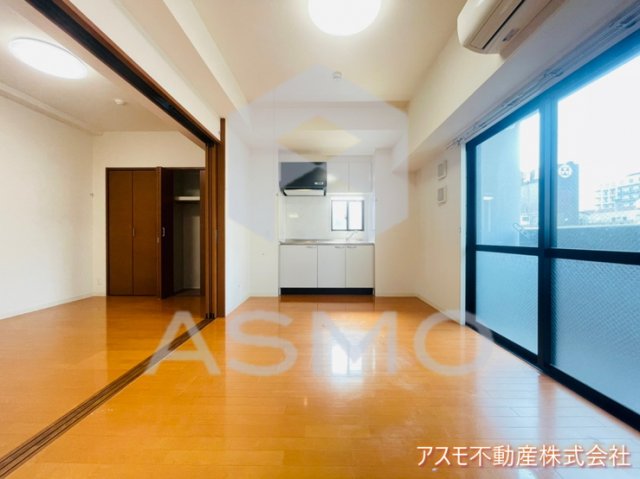 居室・リビング　※同物件　別間取り　参考写真