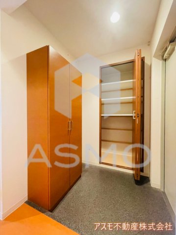 玄関　※同物件　別間取り　参考写真