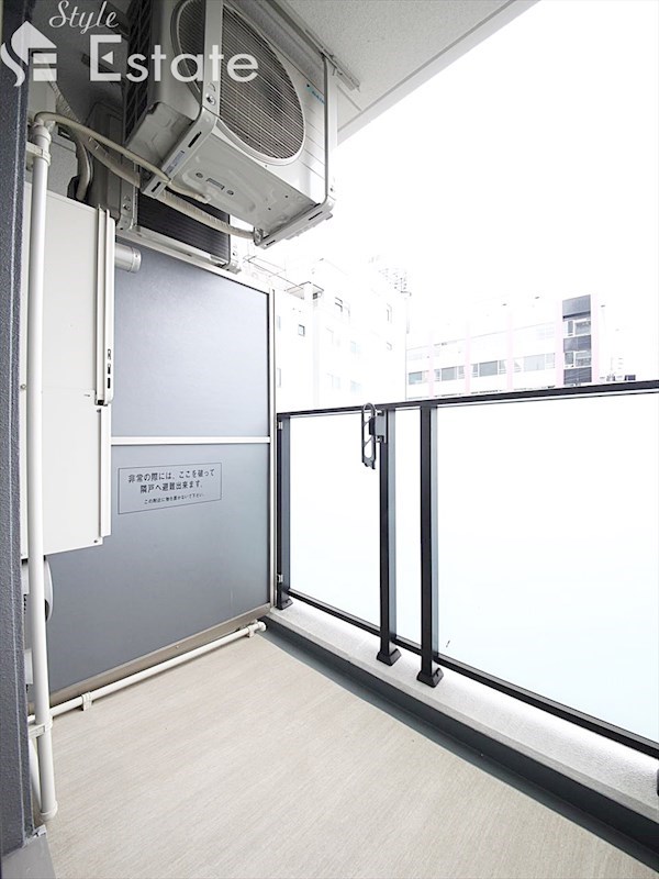 バルコニー　バルコニー