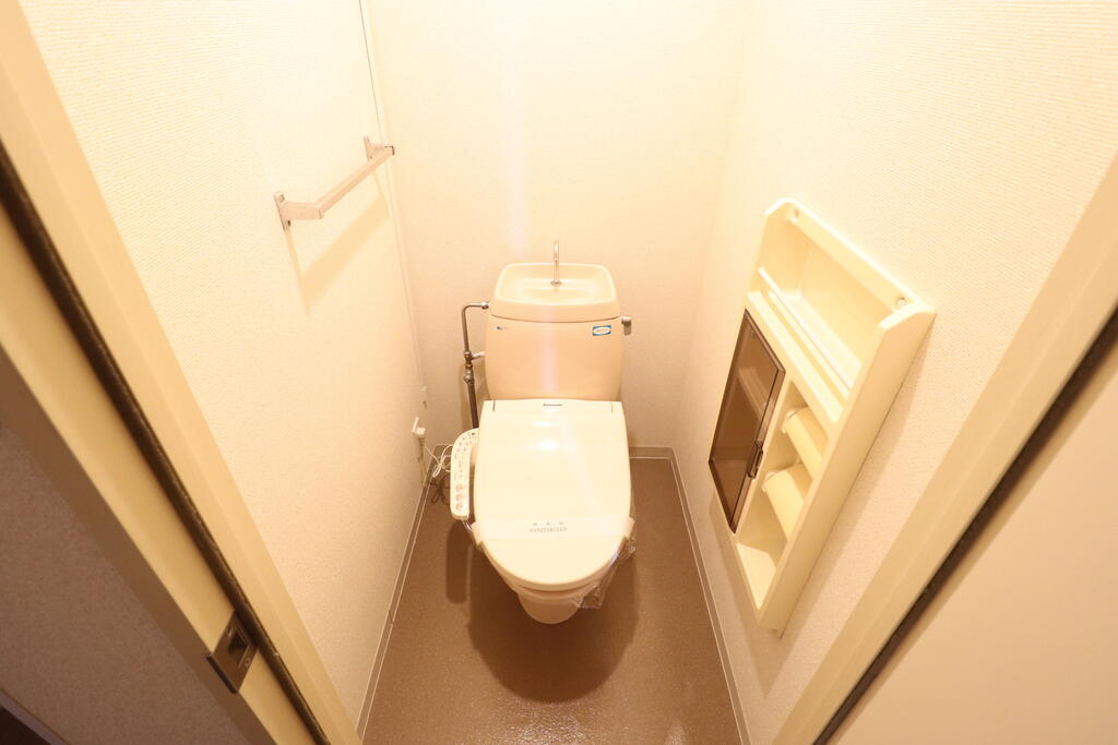 トイレ　トイレ