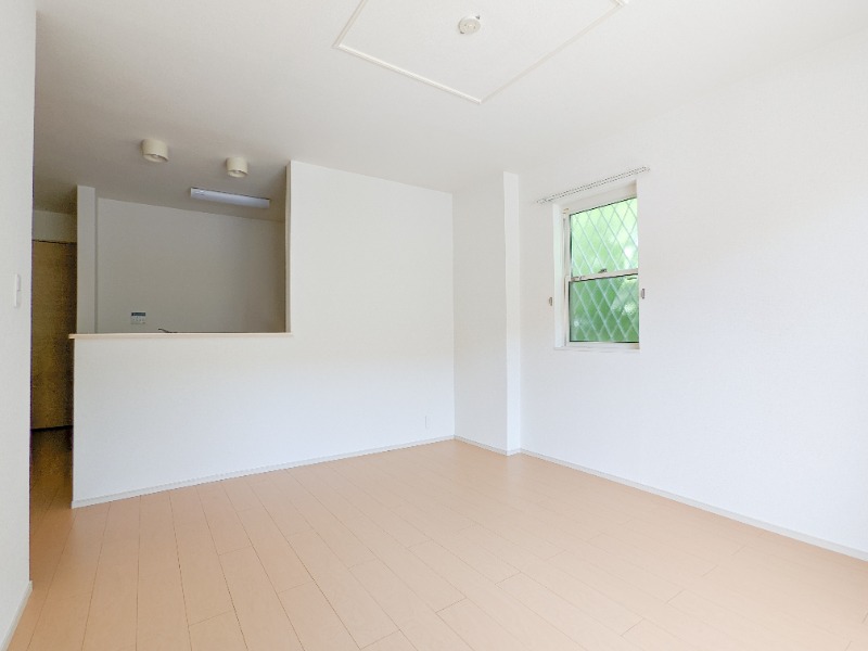 居室・リビング　図面と現状に相違がある場合には現状を優先