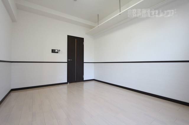 居室・リビング　クロスの模様にもこだわってます