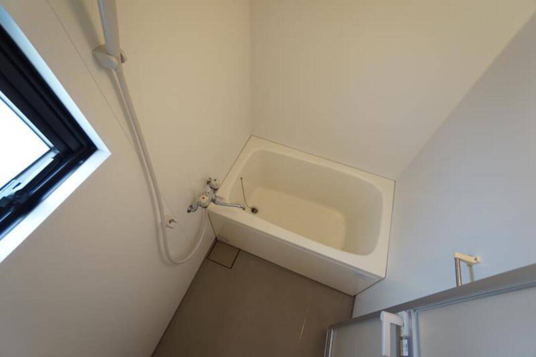 バス・シャワールーム　浴室