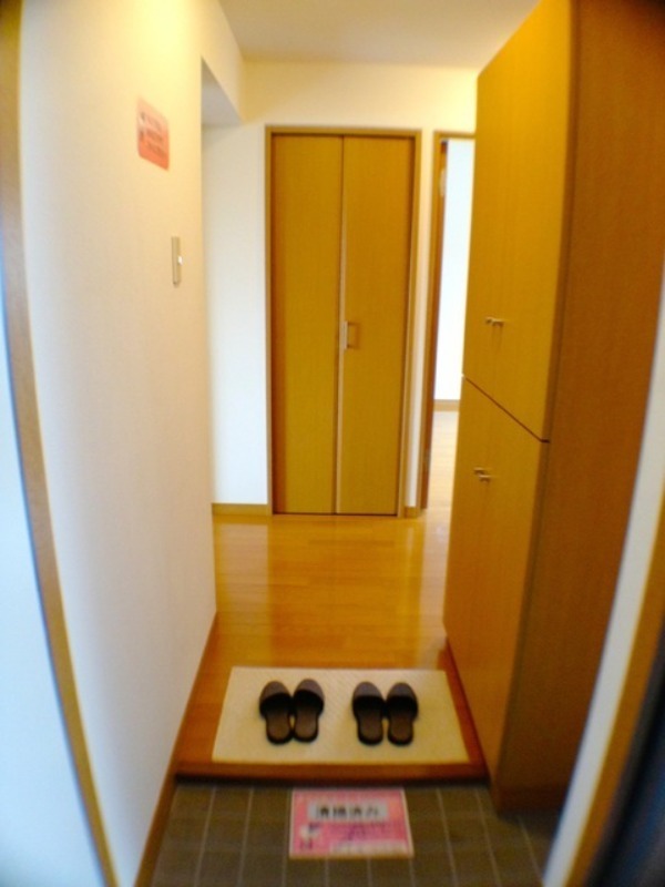 玄関　図面と現状に相違がある場合には現状を優先