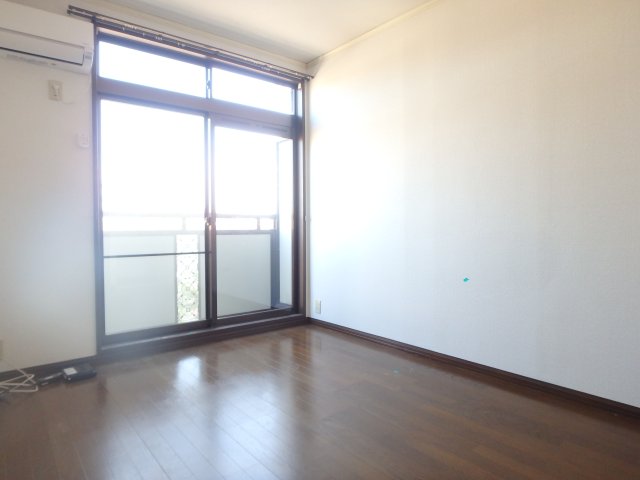 居室・リビング　ゆったりとしたリビングです