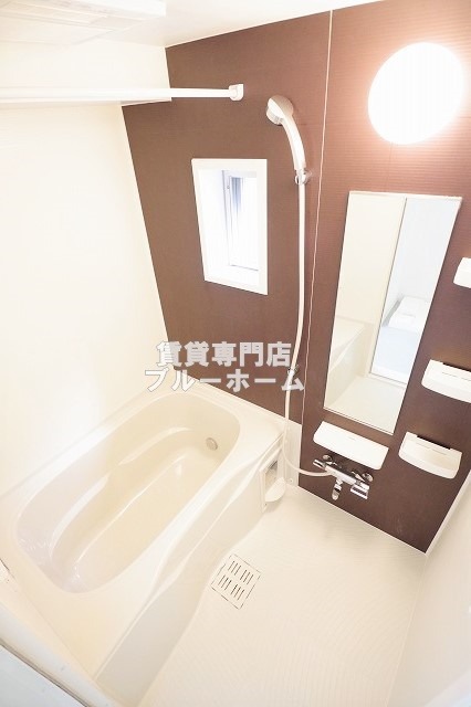 バス・シャワールーム　追炊き・浴室乾燥機付きのお風呂！