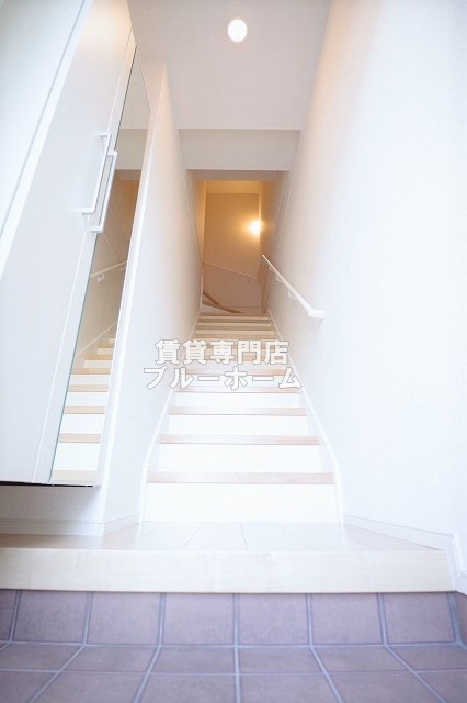 玄関　キレイな玄関スペース！