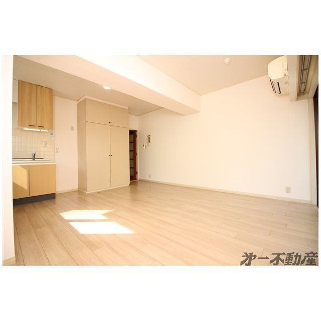 建物外観　洋室