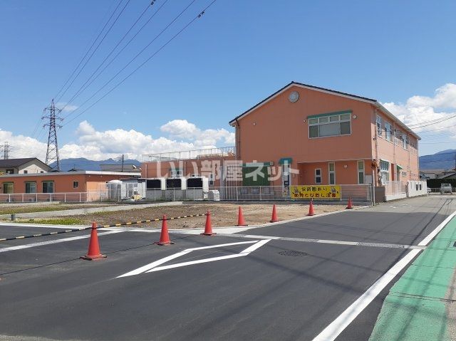 幼稚園・保育園　なでしここども園（幼稚園・保育園）まで321m