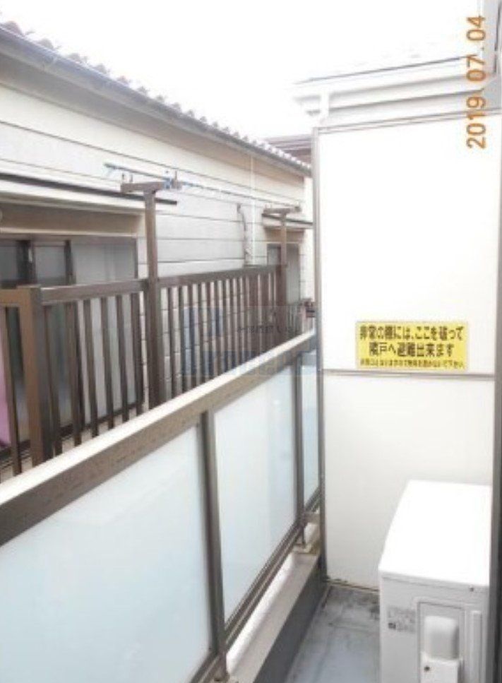 バルコニー　明るいバルコニー！