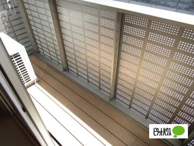 バルコニー　※写真は別のお部屋です。