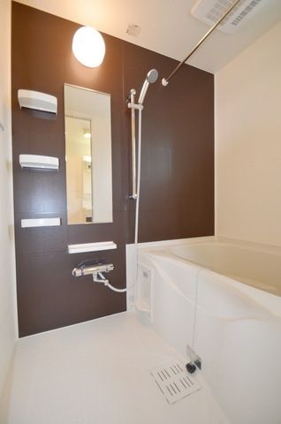 バス・シャワールーム　同タイプの写真です