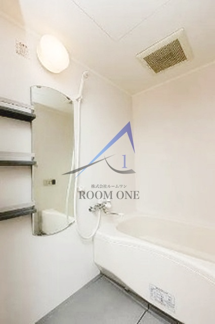 バス・シャワールーム　お風呂です。