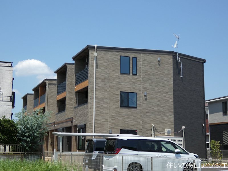 建物外観　ヴィラ セレーノのご紹介は住いの窓口アソシエにお任せ下さい。