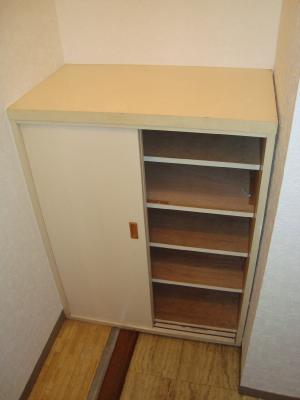 収納　シューズボックス