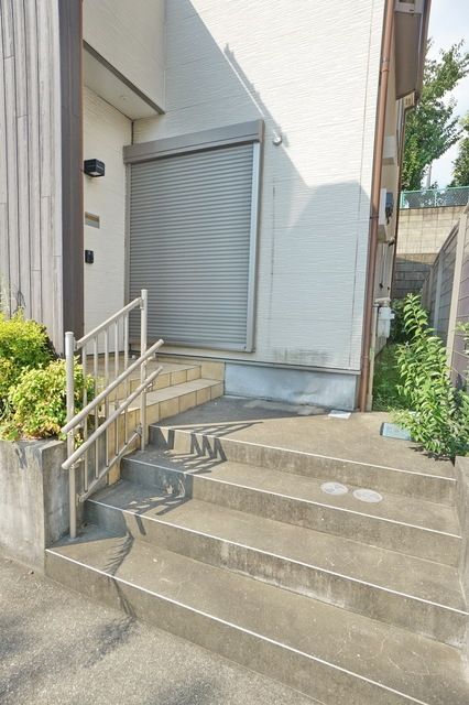 エントランス　別部屋参考写真です