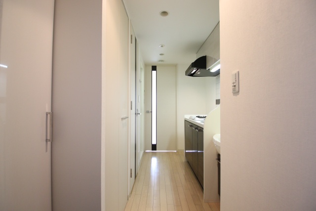 玄関　※別室の参考写真の為、現況優先です。