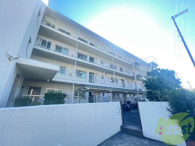 建物外観　東灘区住吉山手「シャルマンコーポ御影２号棟」