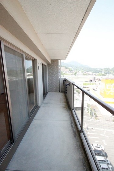 バルコニー　※別部屋の写真です