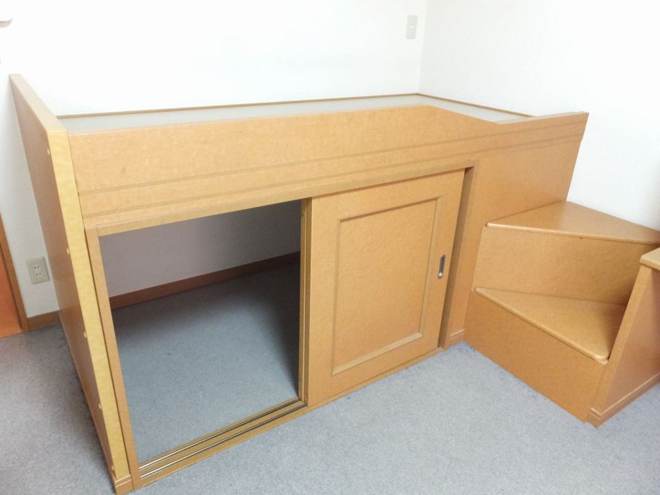 その他部屋・スペース　大容量の収納スペース付きベットです。