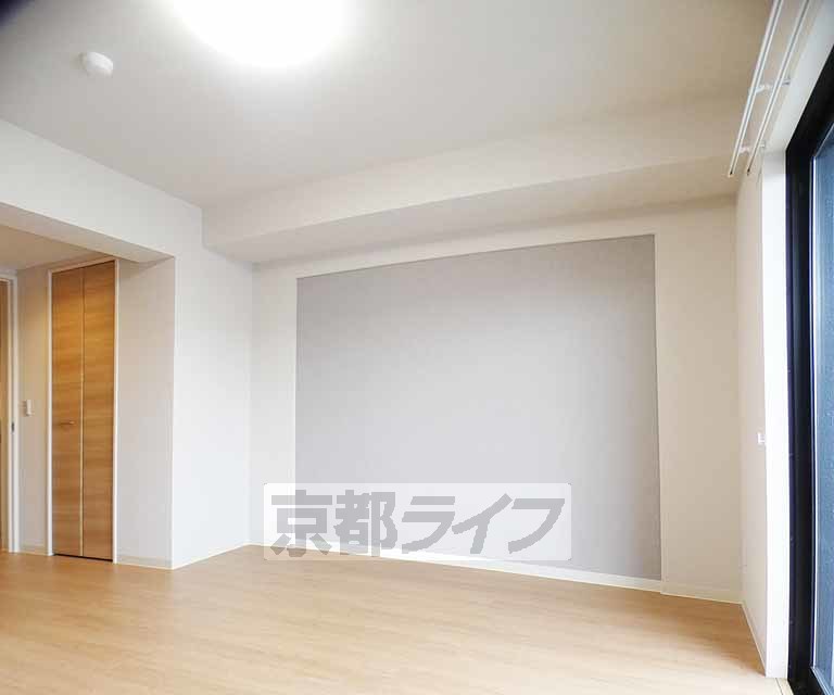 居室・リビング　ＪＲ沿線・徒歩５分