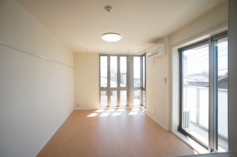 居室・リビング　図面と現状に相違がある場合には現状を優先