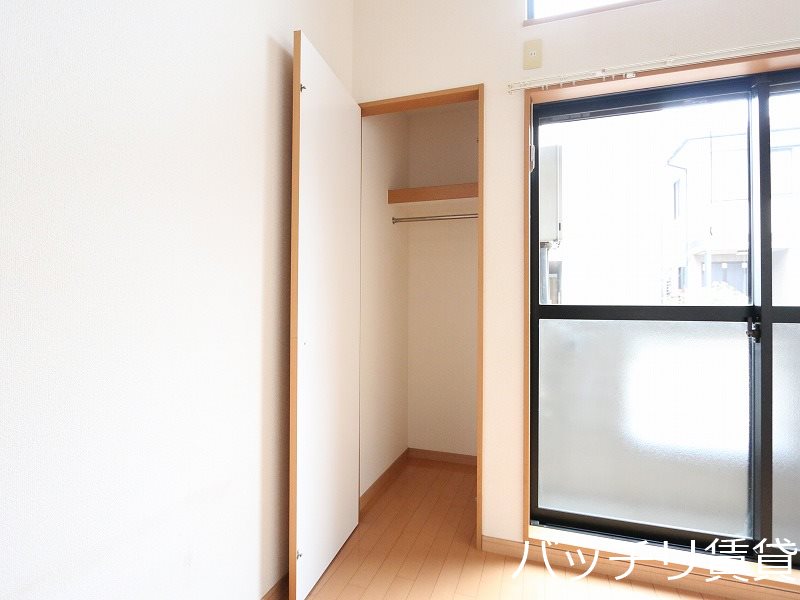 収納　別号室タイプの為、現状を優先致します。