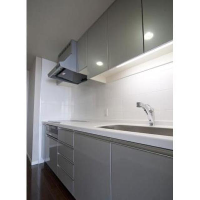 キッチン　※写真は同タイプ住戸です。