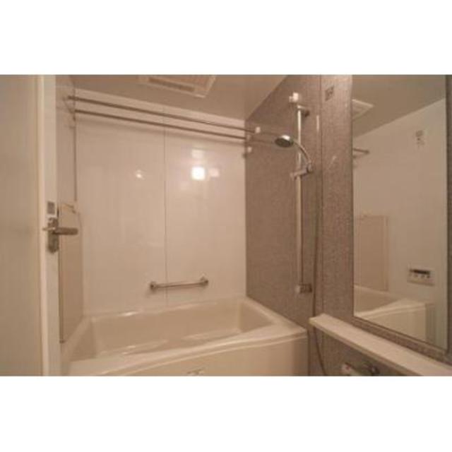 バス・シャワールーム　※写真は同タイプ住戸です。