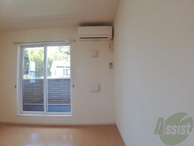 その他設備　エアコンはもちろんありますよ、夏や冬もＯＫです。