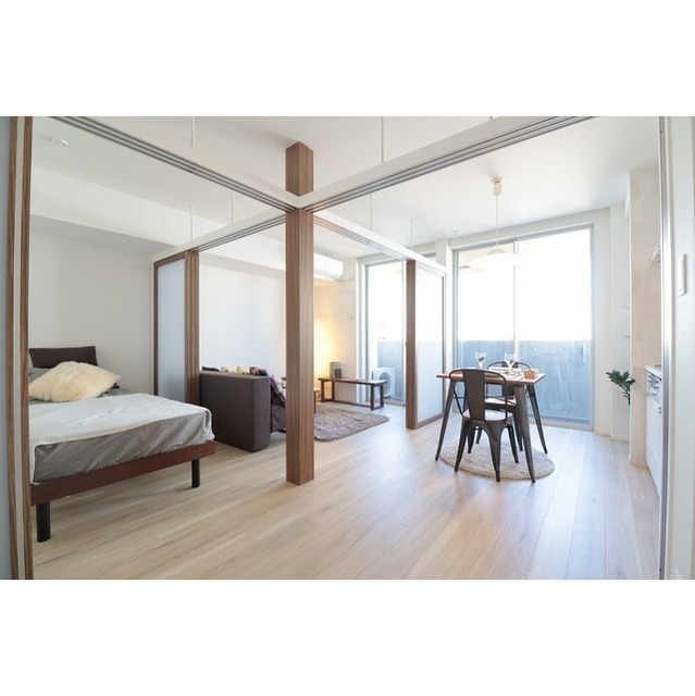 居室・リビング　家具・家電の備え付けはありません