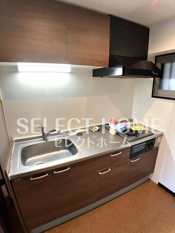 キッチン　コンパクトなキッチンで掃除もラクラク