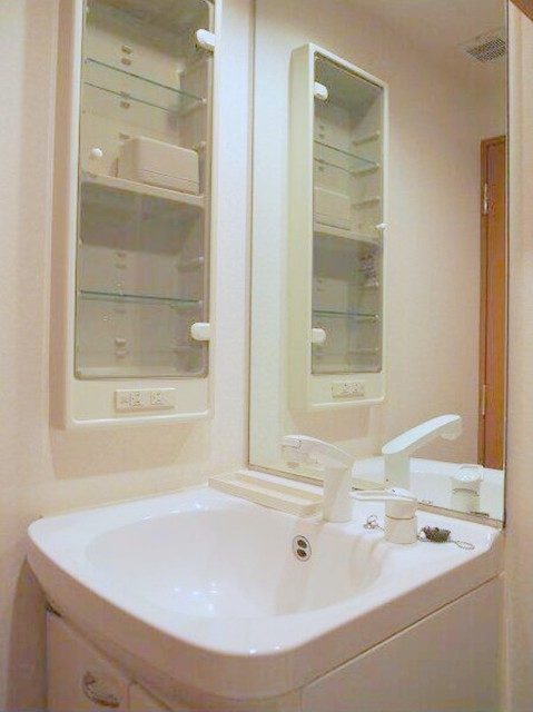 洗面設備　同仕様写真