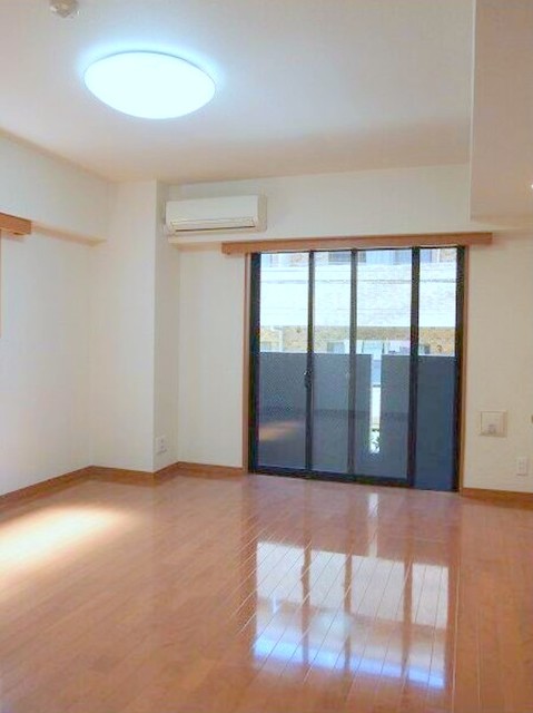 居室・リビング　同仕様写真