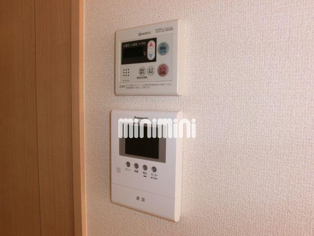 セキュリティ　給湯パネル＆モニターホンです！