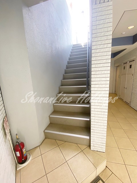 エントランス　綺麗なエントランス♪