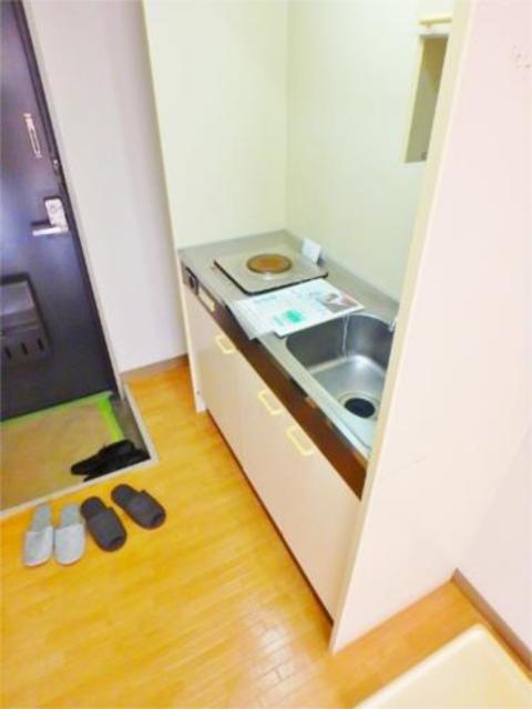 キッチン　まな板がおける広さですね