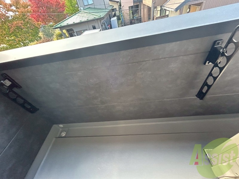 バルコニー　お洗濯物も干せるスペースのあるバルコニーです