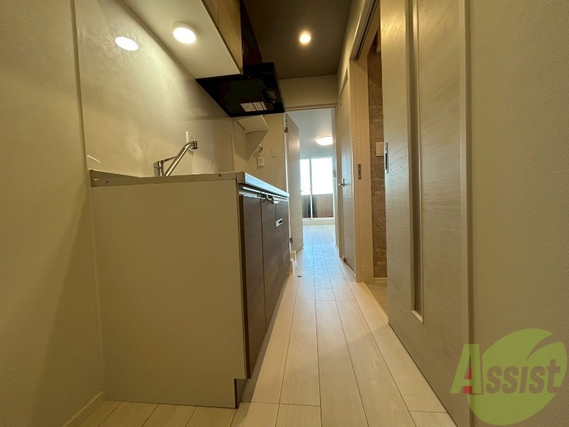 玄関　靴の着脱もしやすそうな玄関先となっております。