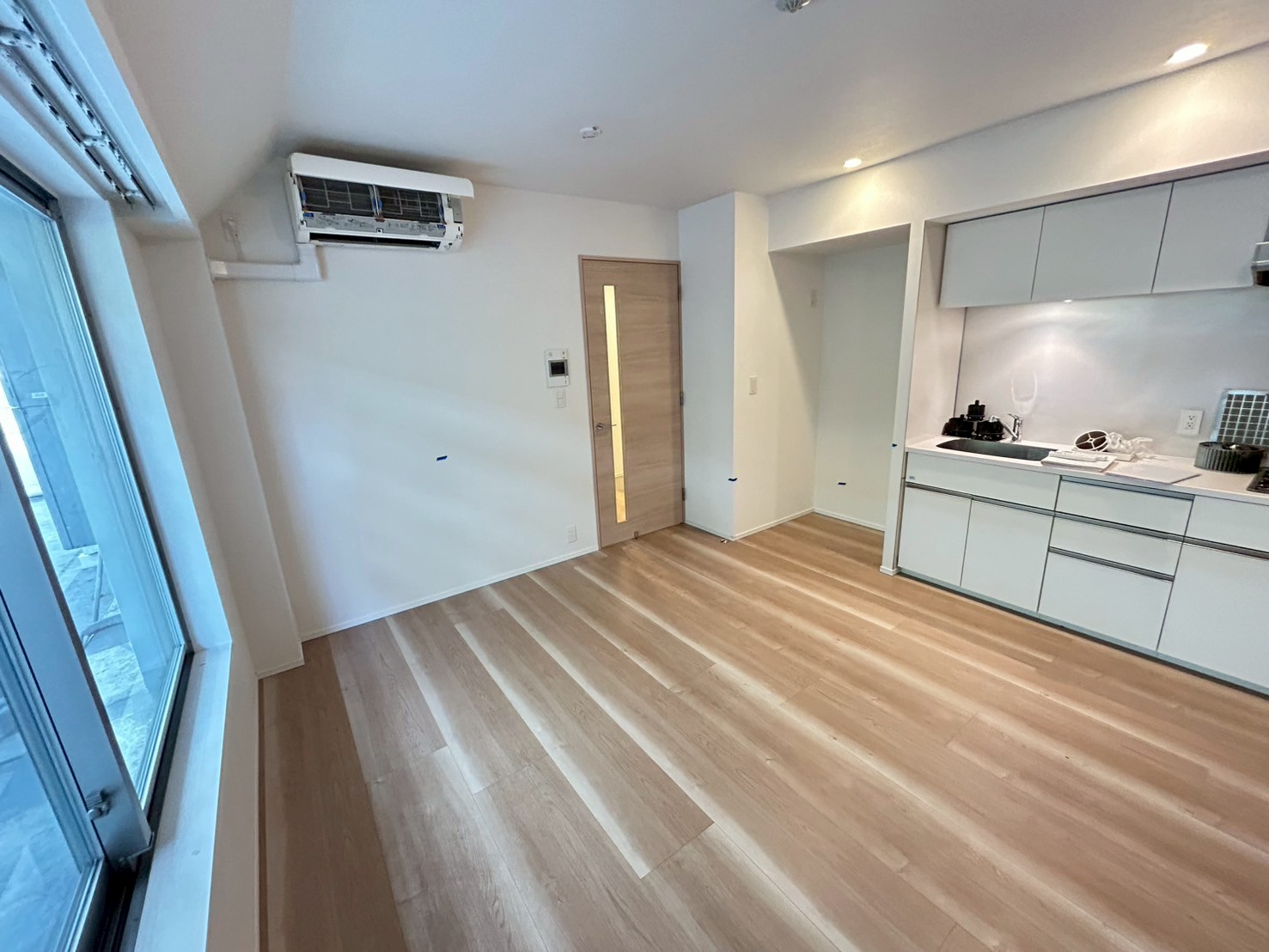 居室・リビング　他号室参照写真