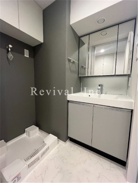 洗面設備　身だしなみチェックに欠かせない化粧台