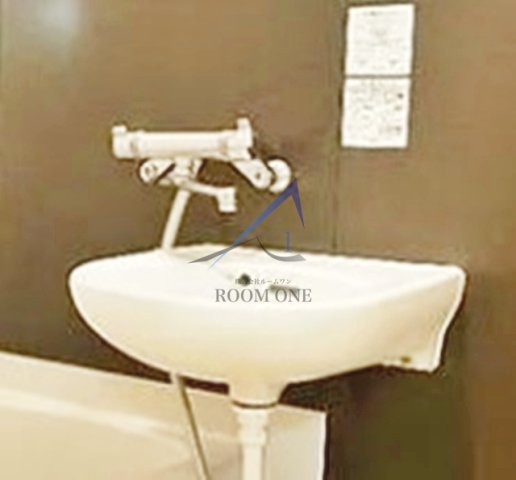 洗面設備　洗面台です。