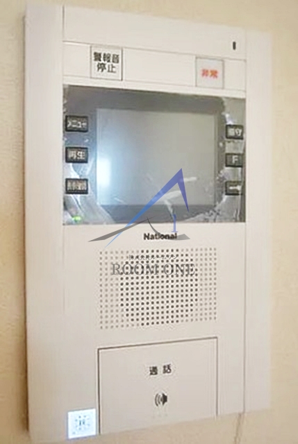 セキュリティ　モニター付きインターホンです。